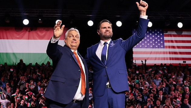 US-Vizepräsident JD Vance unterstützte Viktor Orbán vor Ort.