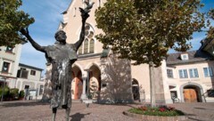 „Villach anders erleben – eine Achse voller Geschichten“ – in der Draustadt wird von honorigen ...