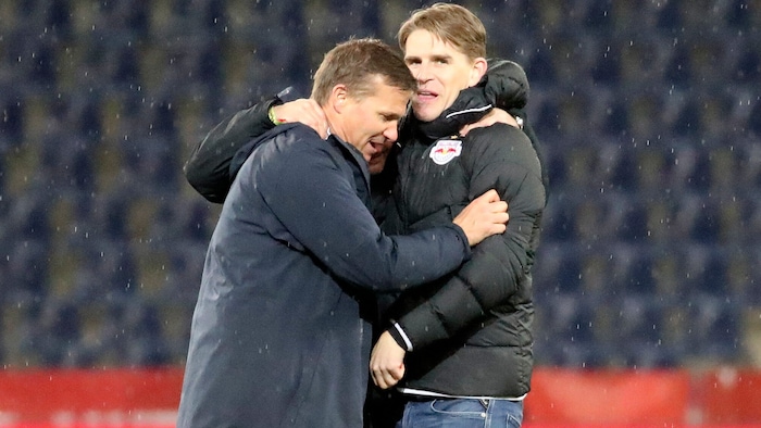 Jubel bei Marsch (li.) und Freund.