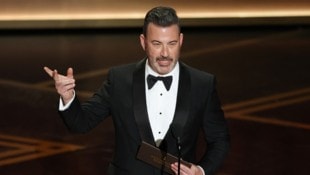 Jimmy Kimmel rechnet in seinem Eröffnungsdialog unerbittlich mit Trump ab!