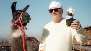 DJ Ötzi mit einem seiner neuen Patentiere