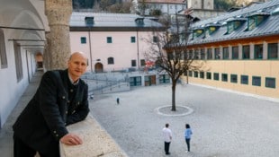 Werfens Bürgermeister Hubert Stock im Brennhof, der bald attraktiver sein soll.