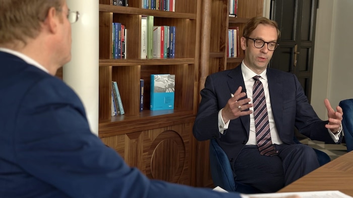 In Budapest diskutieren Zoltán Szalai und Gerald Fleischmann über die aktuelle Lage in Ungarn.