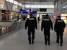 Polizsten auf Streife am Linzer Hauptbahnhof