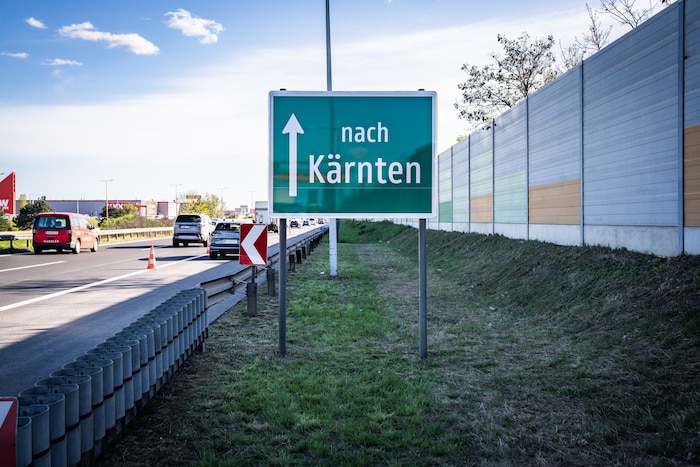 Die Ursprünge der „Nach Kärnten“-Tafel reichen weit zurück. Sie wurde entlang der ...