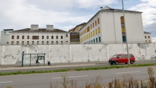 Die Betroffenen sitzen in der psychiatrischen Abteilung der Grazer Justizanstalt Karlau.