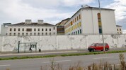Die Betroffenen sitzen in der psychiatrischen Abteilung der Grazer Justizanstalt Karlau.