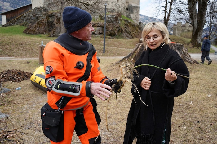 Davon konnte sich auch Bürgermeisterin Elisabeth Blanik überzeugen, die sich persönlich bei den ...