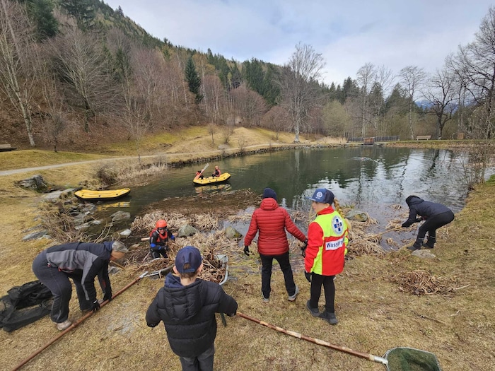 Jung und Alt von der Wasserrettung Osttirol waren mit dabei.
