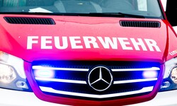 Die Feuerwehr musste die Wohnungstür aufbrechen.