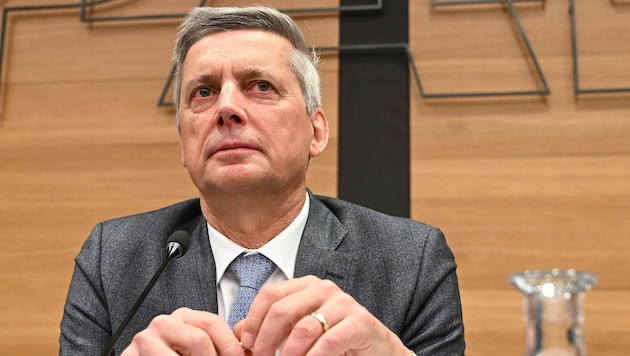 Korruptionsexperte Martin Kreutner hat am Donnerstag den Fragen der Abgeordneten im U-Ausschuss ...