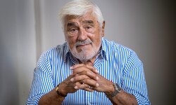 Die Fans trauern um Mario Adorf: Die Schauspiel-Legende ist im Alter von 95 Jahren verstorben.