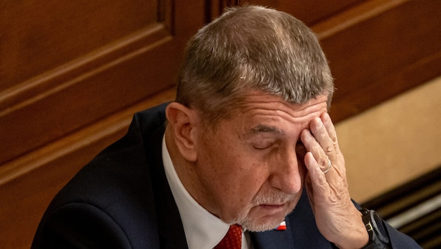 In Tschechien streiten sich gerade drei Spitzenpolitiker, darunter Regierungschef Andrej Babis, ...