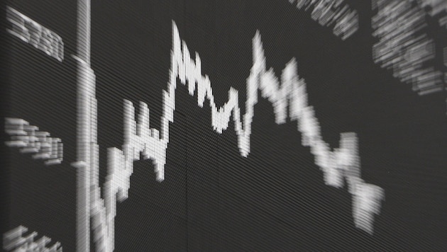 Die Frau hat von Dezember 2025 bis Ende März 2026 vermeintlich in Aktien investiert (Symbolbild)