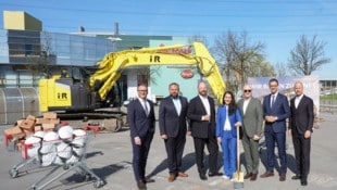 Beim Messepark rollten bereits die Bagger an. Am Donnerstag erfolgte nun der symbolische ...