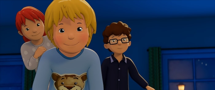 Conni und ihre Freunde Anna und Simon versuchen Kranich Klaus zu beruhigen.