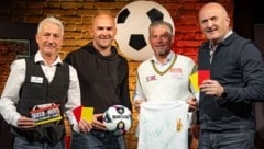 Moderator Hannes Steiner mit Ex-Kicker Jimmy Hoffer sowie den Experten Frenkie Schinkels und ...