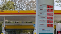 Ab dem 1. Mai ist die Steuer auf Spritpreise in Deutschland niedriger (Symbolbild).