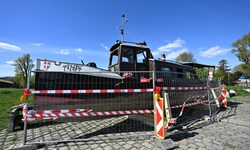 Der Kapitän ist davon überzeugt, dass das Schiff nicht von selbst gesunken ist.