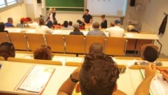 Asylwerber müssen nun Kurse abhalten. (Symbolbild)