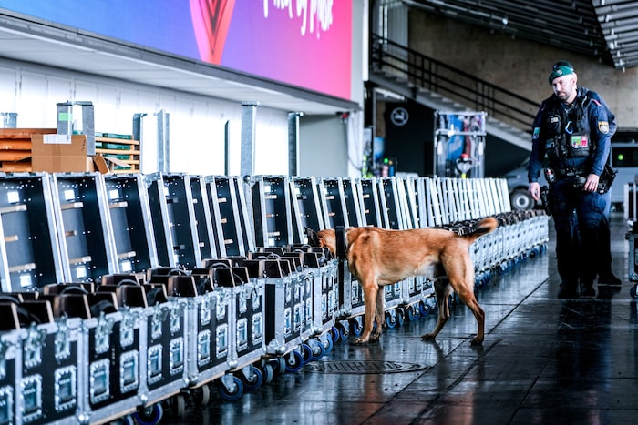 Die Polizei ist mit Sprengstoffhunden im Dauereinsatz vor Ort. Wien wird den Eurovision Song ...