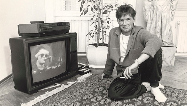 Hans Hölzel einst ganz privat. Heute gibt ein neues Buch Einblicke in sein „wahres Leben“.