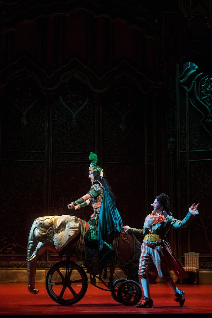 Szene aus „Alessandro nell’Indie“ vom Barockkomponisten Leonardo Vinci – ab Freitag im Theater ...