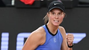 Lilli Tagger begeistert die Tennis-Fans in Österreich! Die 18-Jährige steht im Viertelfinale.