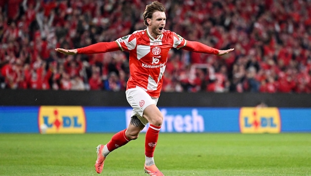 ÖFB international Stefan Posch scored a spectacular goal for Mainz 05.