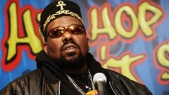 Fans trauern um Afrika Bambaataa: Der Hip-Hop-Pionier starb im Alter von 68 Jahren an den Folgen ...
