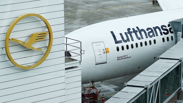 Die Flugzeuge bleiben am Boden.