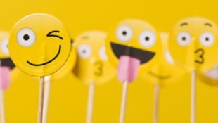 Wer die Nuancen der Emoji-Nutzung versteht, kann die eigene Kommunikation verbessern.
