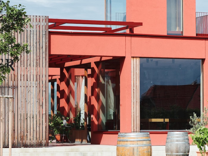 WEINGUT MÜLLER: Als besten Riesling haben die Weinexperten heuer den Riesling Vulkanland ...