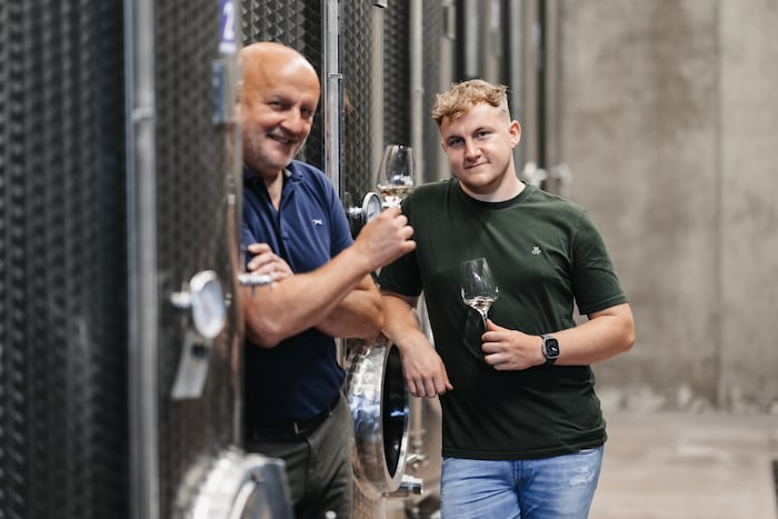 WEINGUT LEITGEB: Beim Weißburgunder aus der letzten Lese hat das Weingut Leitgeb aus ...