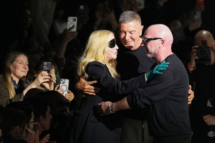 Madonna ist nur einer der zahlreichen Stars, die Fans von Dolce & Gabbana sind.