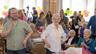 Die Häuser zum Leben bringen den Eurovision Song Contest jetzt direkt zu den Senioren.