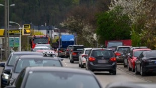 Auch wenn Freitag etwas weniger los war als in den Tagen zuvor: Die Sanierung hält die Pendler ...