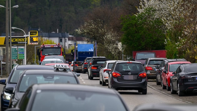 Auch wenn Freitag etwas weniger los war als in den Tagen zuvor: Die Sanierung hält die Pendler ...