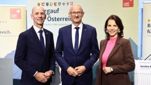 v.l.: LR Willibald Ehrenhöfer (Steiermark), LH Anton Mattle, LH Karoline Edstadler (Salzburg)