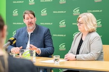 Thomas Waitz und Petra Wohlfahrtstätter in Innsbruck.