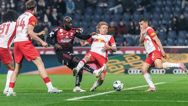 Die Bullen unterlagen dem LASK mit 2:3.