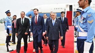 Die US-Delegation um Vizepräsident JD Vance bei der ersten Verhandlungsrunde in Pakistan.