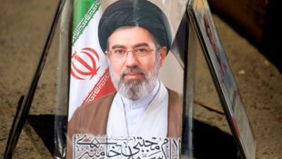 Auf dem Papier führt Mojtaba Khamenei den Iran an.
