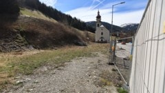 Vom 500 Jahre alten Weißen Rössl blieb nur das brachliegende Grundstück. Das Bundesdenkmalamt ...