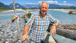 Gerhard Dörfler führt dabei auch durch „seinen“ Tagliamento.