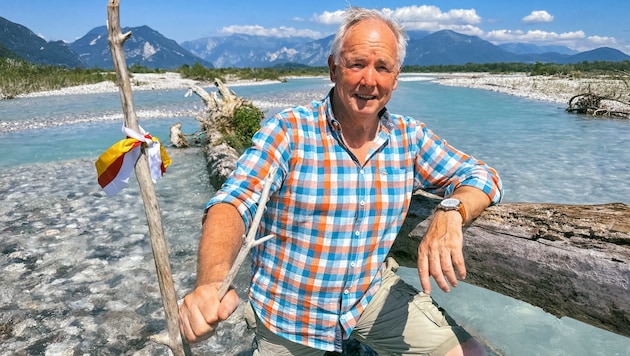 Gerhard Dörfler führt dabei auch durch „seinen“ Tagliamento.