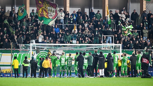 Den Applaus von den eigenen Fans hatten sich die Lustenauer verdient.