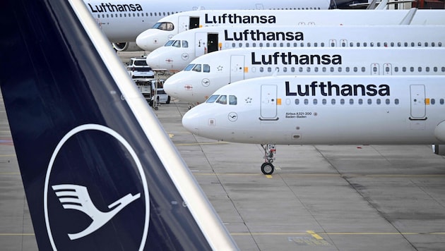 Die Vereinigung Cockpit ruft zum Streik bei Lufthansa auf. Dutzende Flugzeuge dürften zum Anfang ...