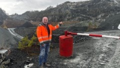 Weiter warten: Reinhard Kuktits arbeitet seit 38 Jahren im Steinbruch in Rumpersdorf.