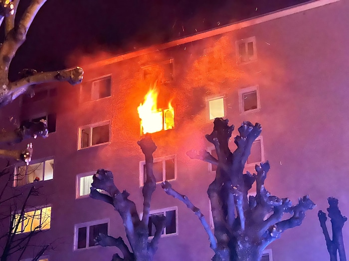 Der Wohnungsbrand im sechsten Stock.